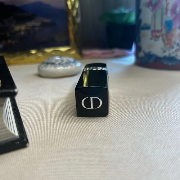 NWOT Dior Rouge Lipstick - Bold Red never used. - Picture 8 of 13